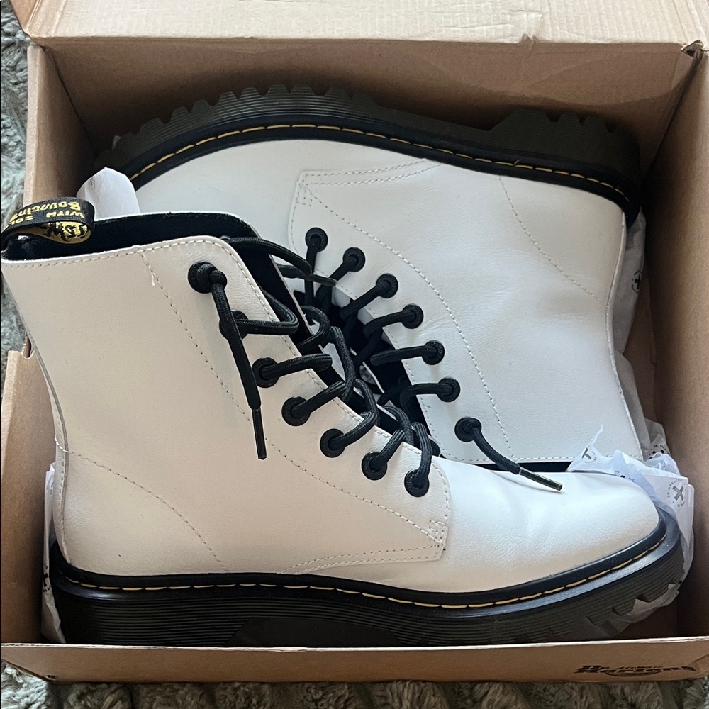Dr. Martens Luna boots